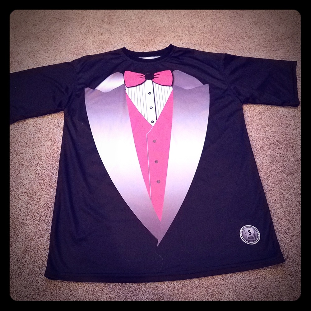 2 / $10 NWOT Elite Sports Dry Fit